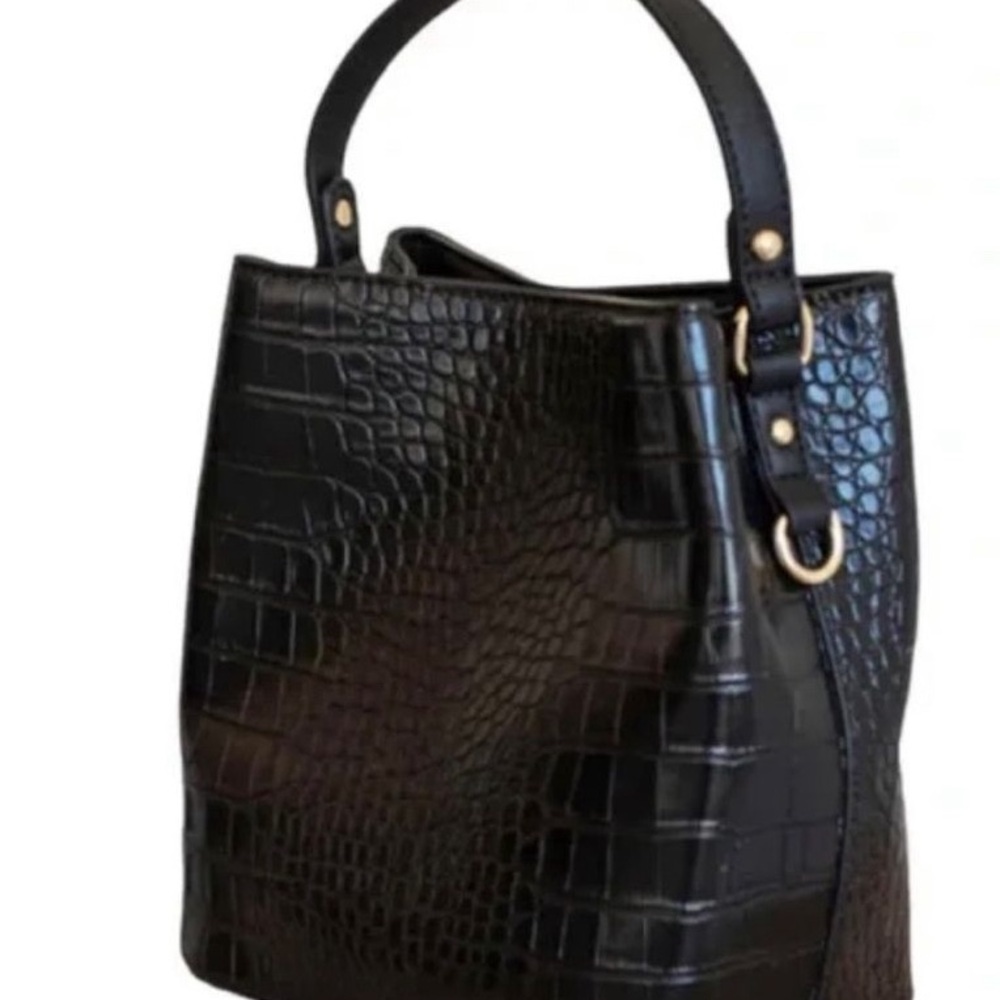 AOTA Vegan Leather Crossbody. NWT - Picture 2 of 4